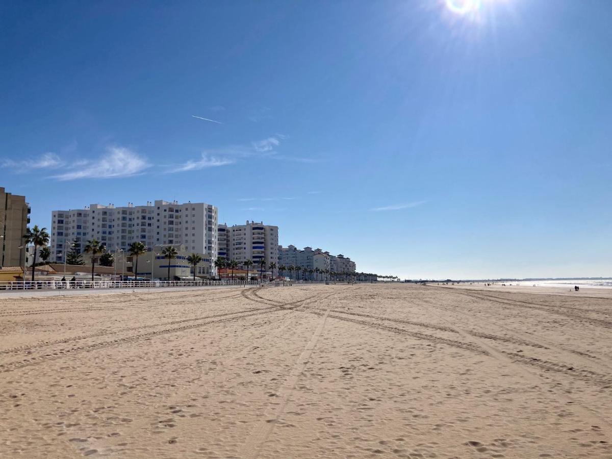 Atico Valdelagrana Playa - Aire Acondicionado Y Piscina Apartment Ел Пуерто де Санта Мария Екстериор снимка